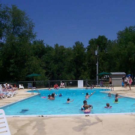 Howe Twin Mills Rv Resort מראה חיצוני תמונה